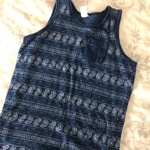 Boys Tank Size 8
